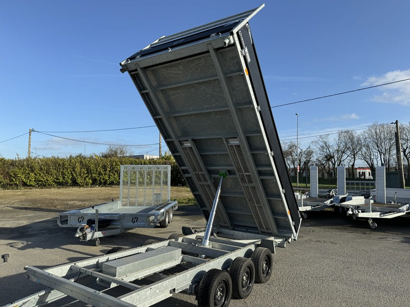 Dreiseitenkipper Anhänger 3×1800 kg 3,5t
