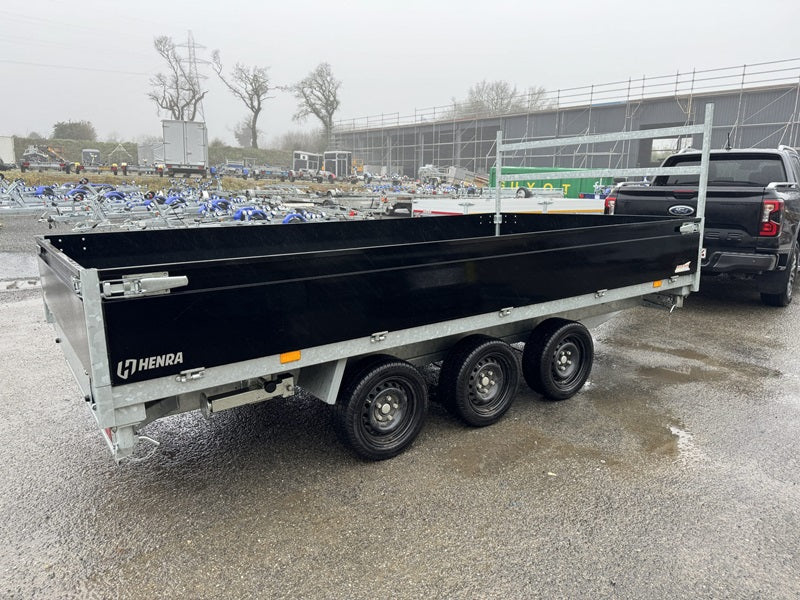Dreiseitenkipper Anhänger 3×1800 kg 3,5t